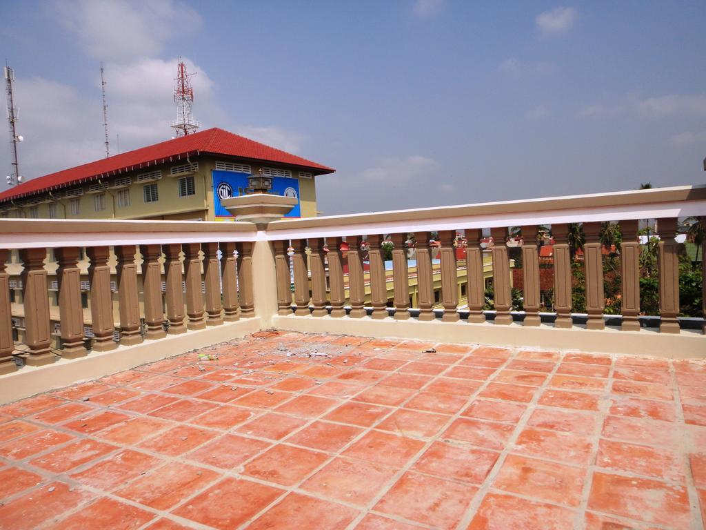 Borey Vatanac Guesthouse Kampot Bagian luar foto