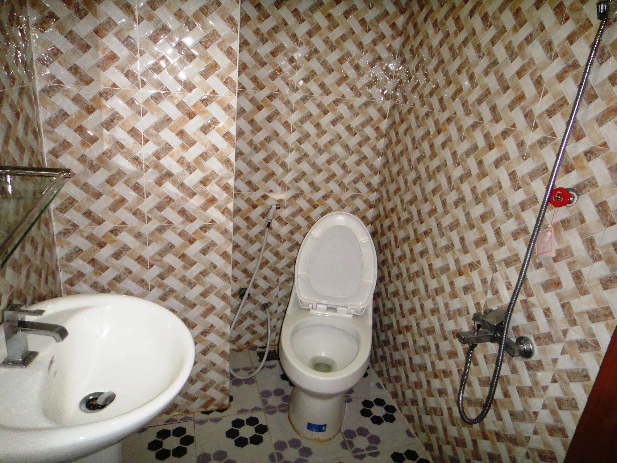 Borey Vatanac Guesthouse Kampot Bagian luar foto