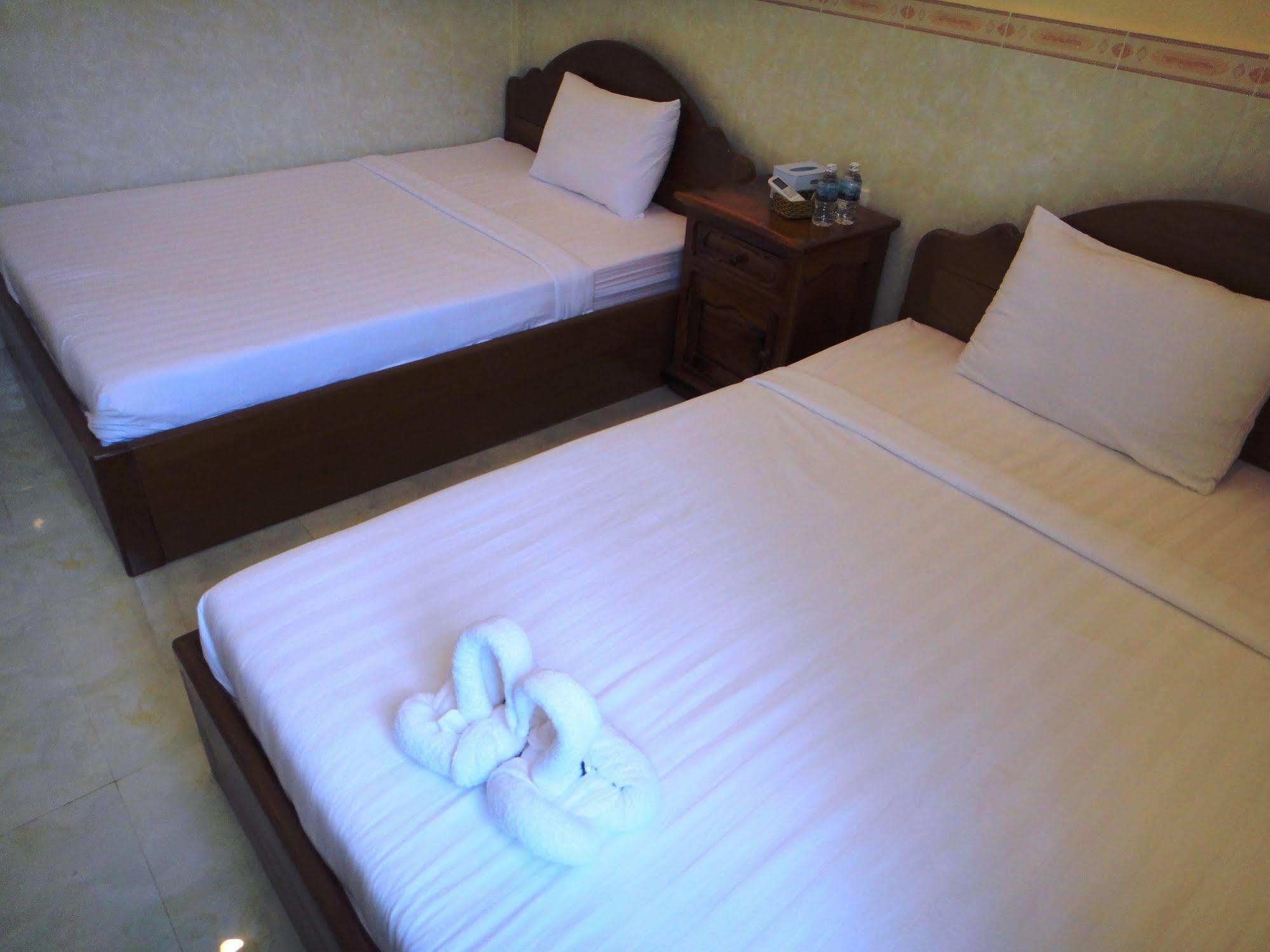 Borey Vatanac Guesthouse Kampot Bagian luar foto